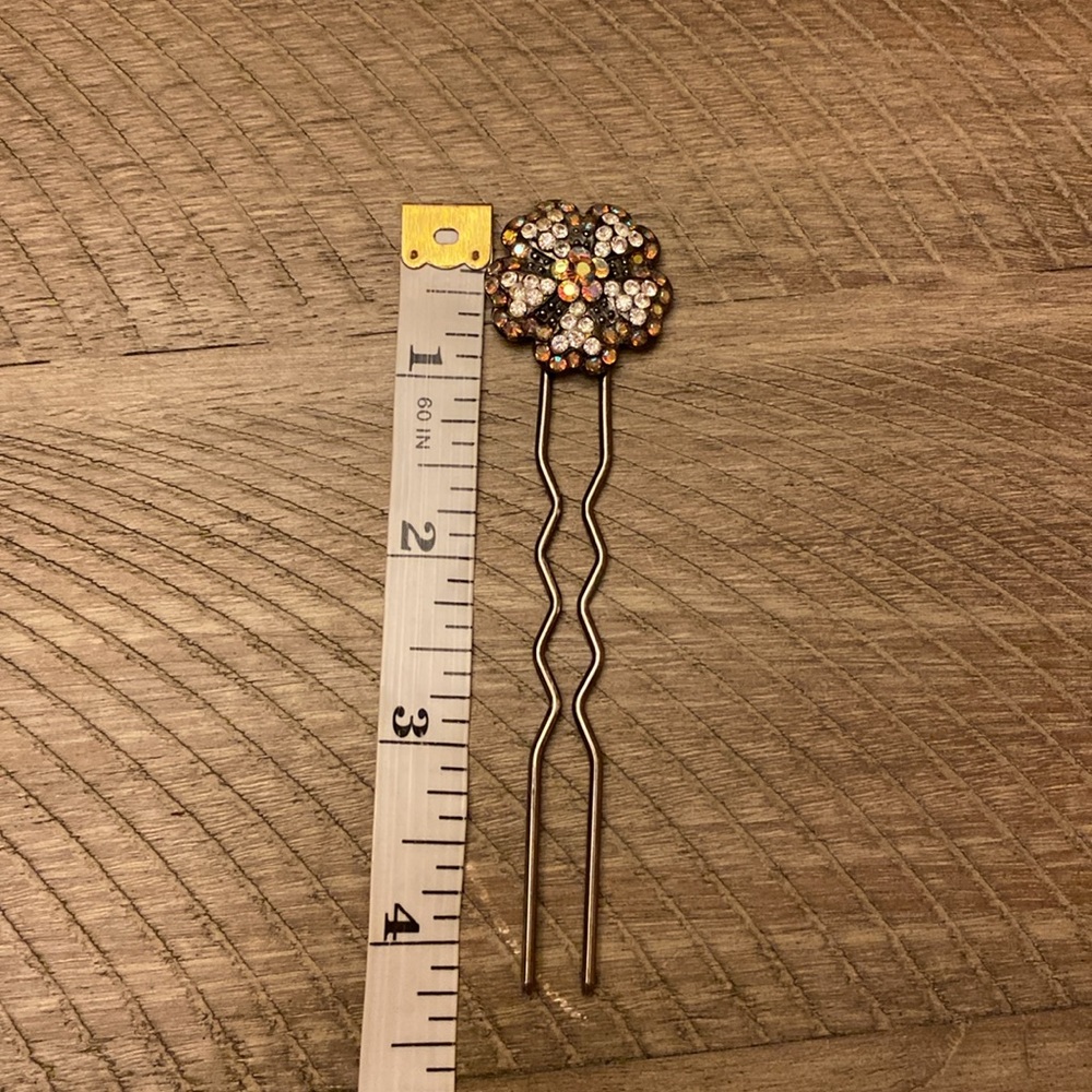 Cara Rhinestone Hair Pin - Picture 4 of 5